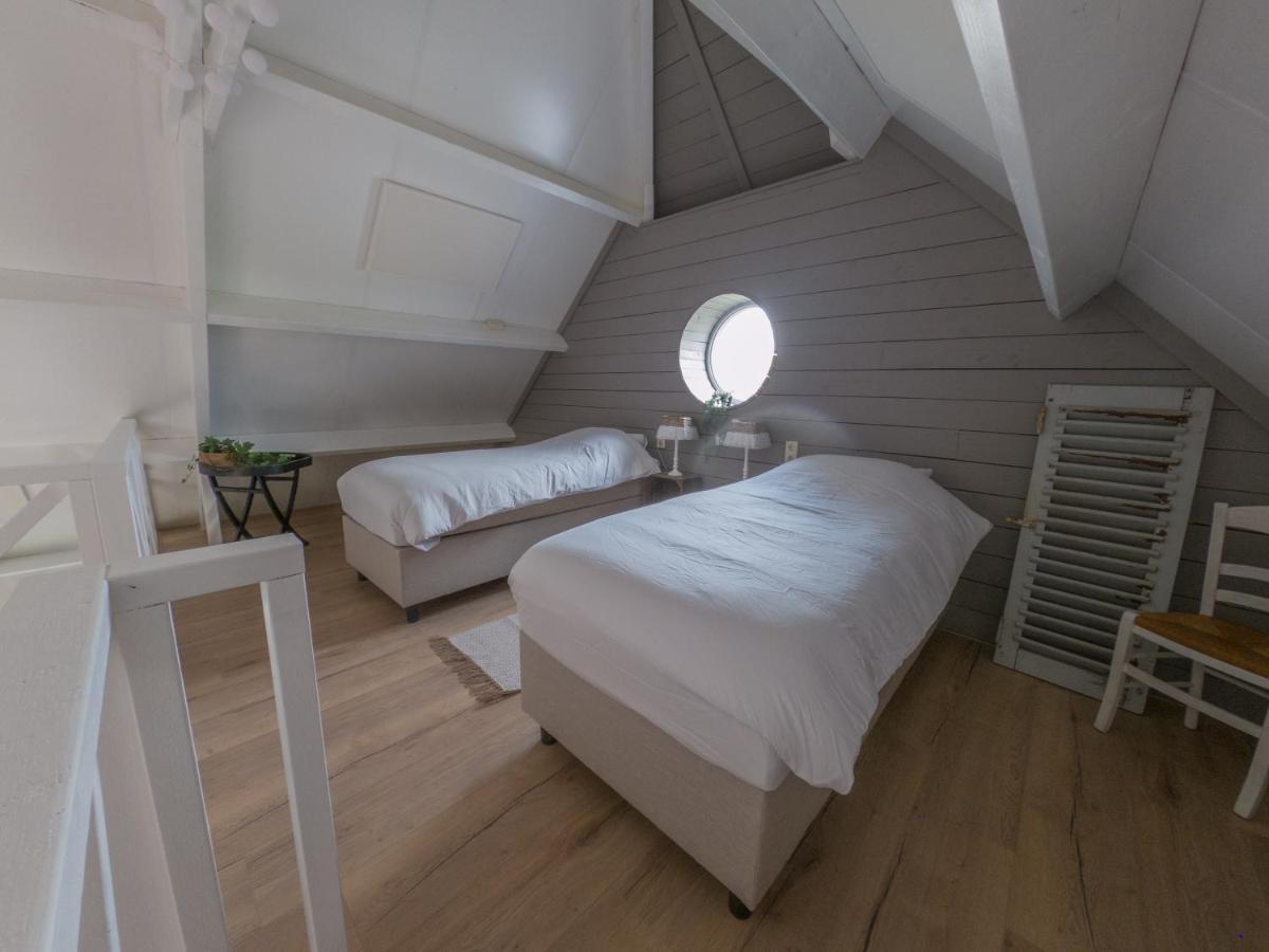 B&B Hoeve Klein Haneveld Sint-Oedenrode Exteriör bild